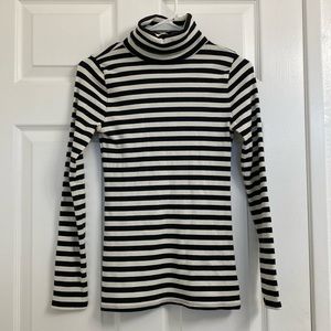 Abercrombie & Fitch Ribbed Striped Turtleneck